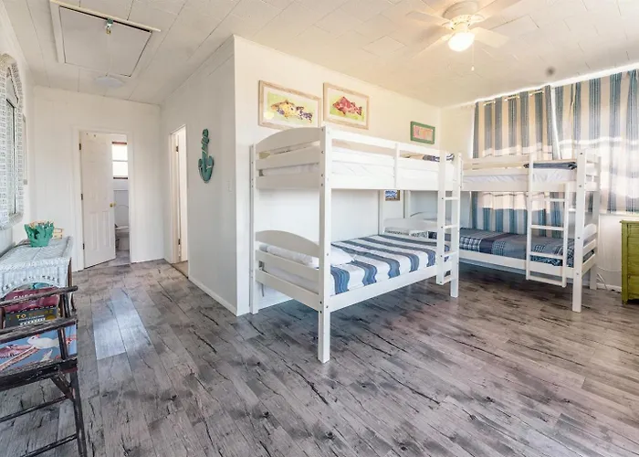 Rustic In Secluded Morgan - Free Daily Activities! Gulf Shores