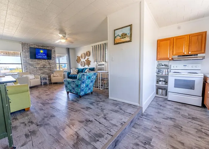 Rustic In Secluded Morgan - Free Daily Activities! Holiday home Gulf Shores